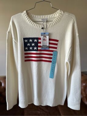 NEW with tags • Women's Sweater (size L)  American Flag Knit Sweater 🇺🇸